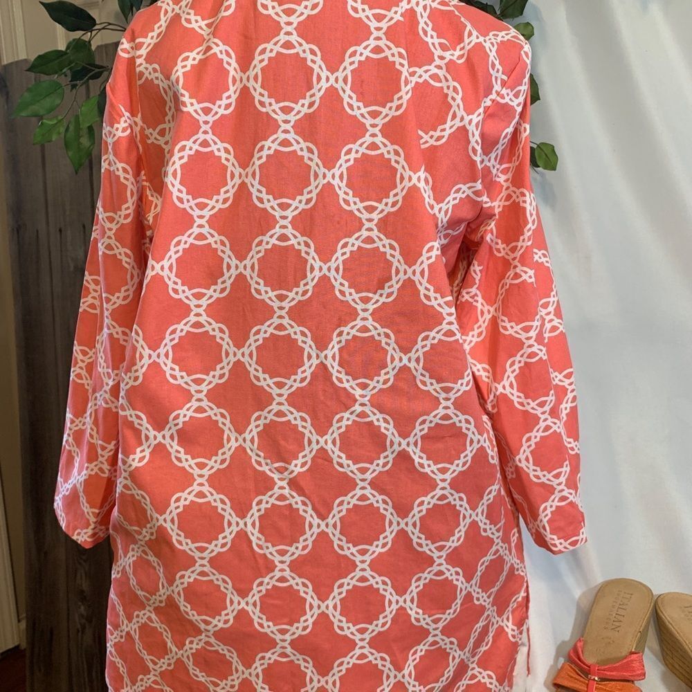 Woman’s Basic Edition Blouse - Picture 13 of 13